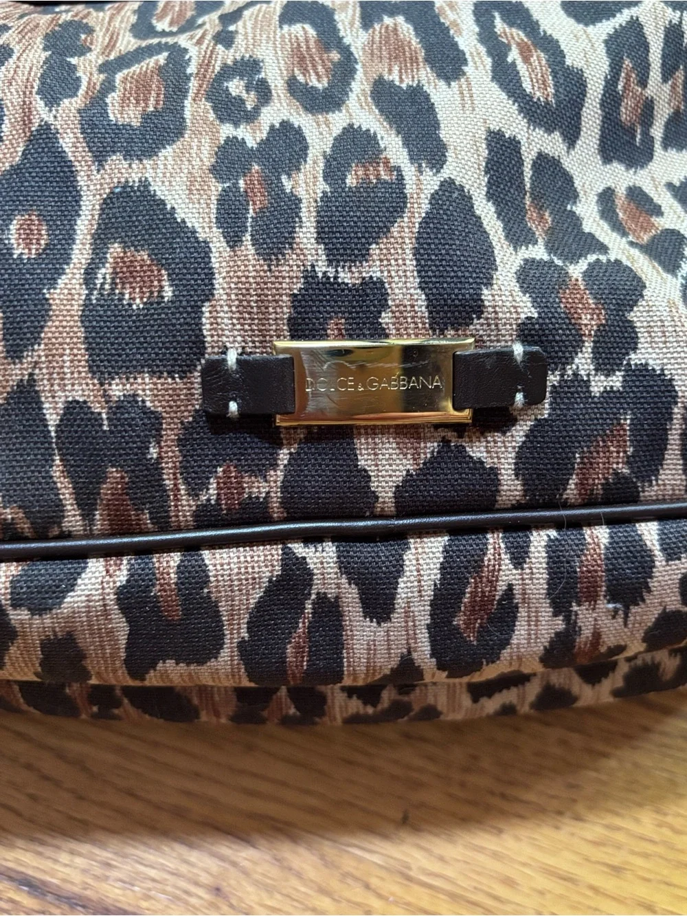 Dolce & Gabbana Leopard Animal Print Cosmetic Makeup Bag Authenticity Card